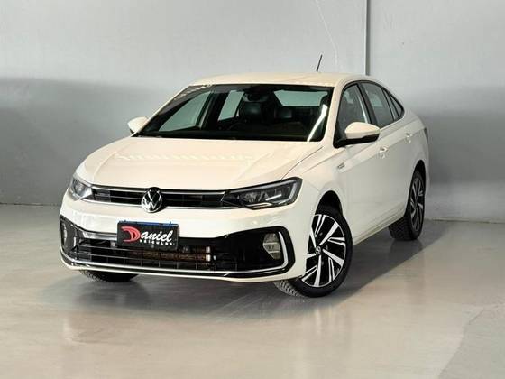 VOLKSWAGEN VIRTUS 1.0 200 TSI HIGHLINE AUTOMÁTICO